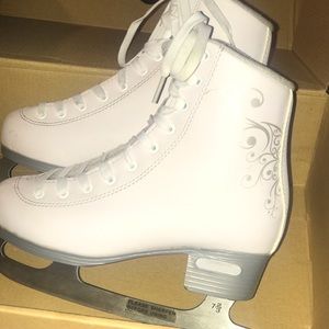 Bladerunner Ice Skates for Girls